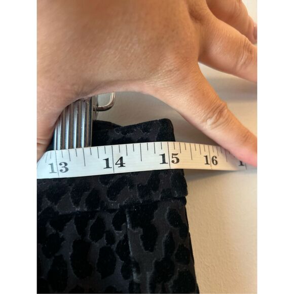 Old Navy Velvet Flocked LeopardPixy High-rise Pants sz 6 Preppy Career Holiday P - Picture 6 of 9